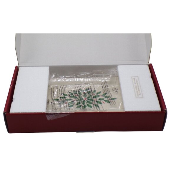 Lenox Dimension Tidbit Tray Pierced Handles Holly Berry Gold Trim 12.25" NIB - Picture 4 of 7